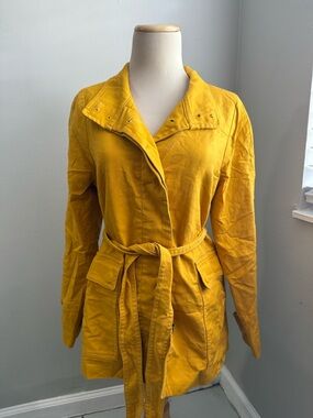 Ann Taylor Rain Coat |. Mustard | Medium